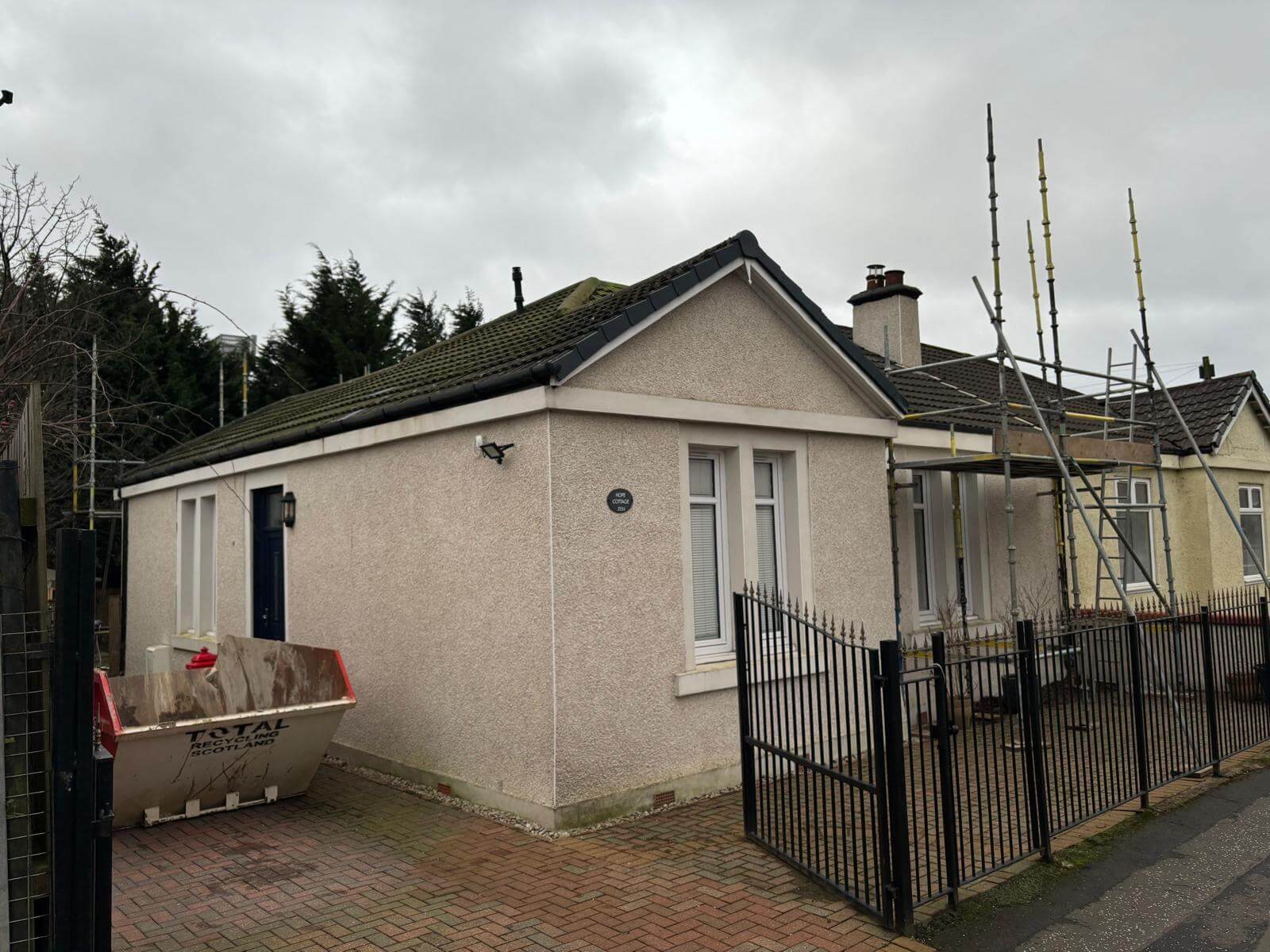 wall coating contractors Carnbroe